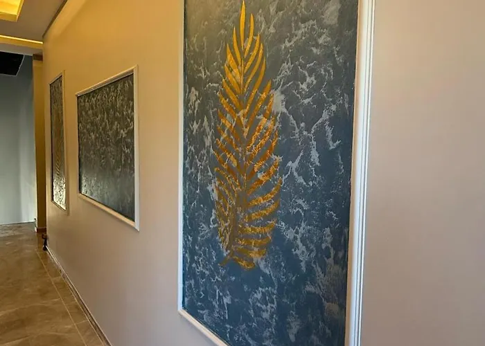 Zeus מלון קוסדסי