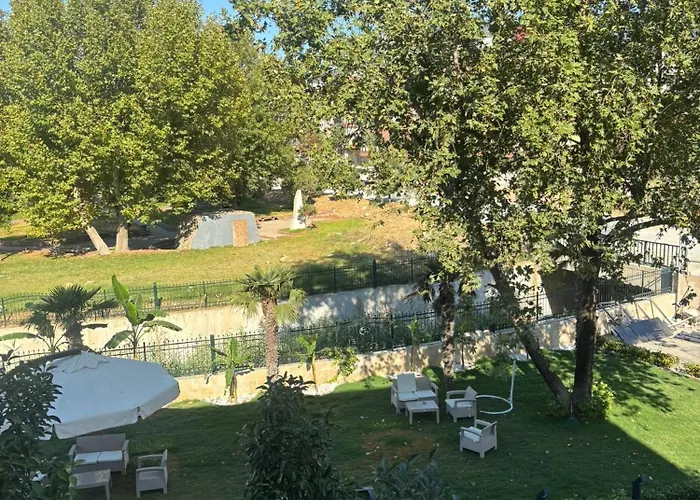 Zeus Ξενοδοχείο Κουσάντασι